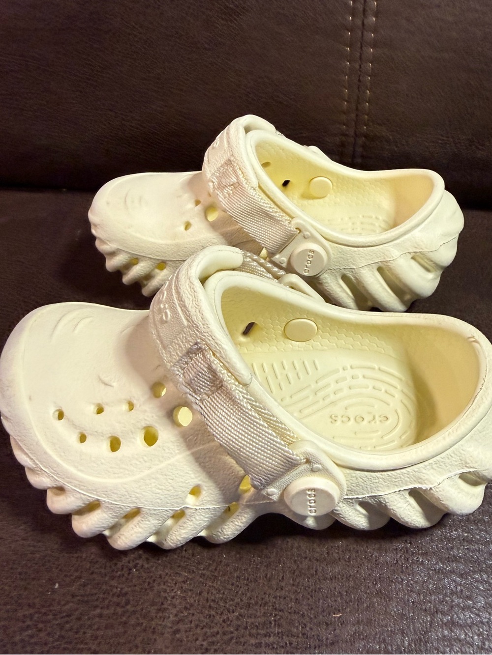 Crocs Echo Clog (Toddler) Buttercream Toddler C6